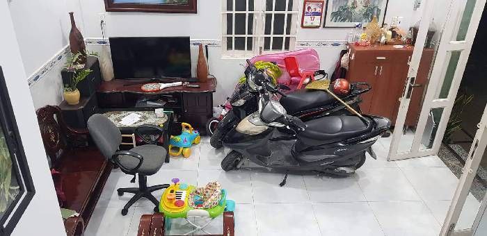Bán nhà q7, HXM, gần chợ Tân Thuận, 30m2, 2 tầng, nhỉnh 2 tỷ